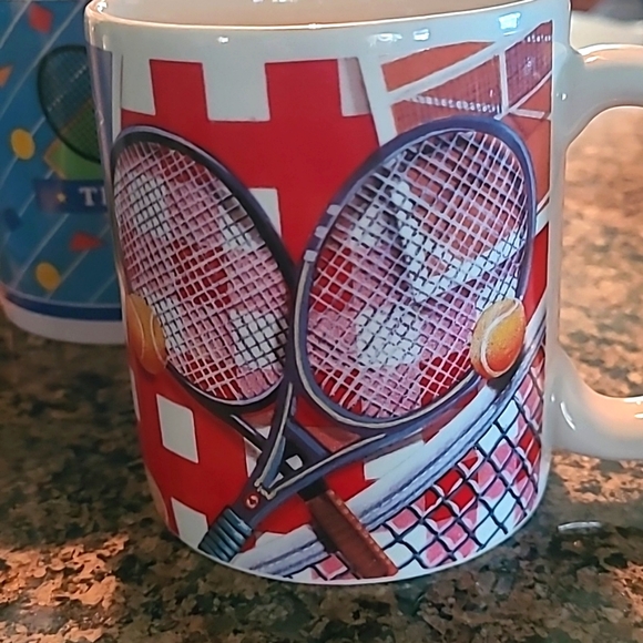 SET OF "TENNIS PRO"  MUGS AND 1 BONUS MUG BY RUSS TTL OF 5 MUGS - Picture 5 of 7